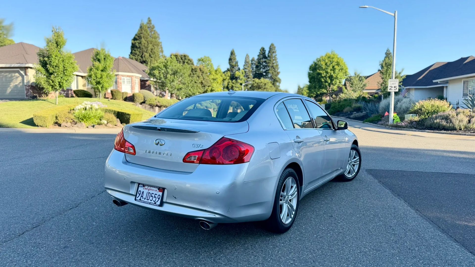 infiniti g sedan 2010 JN1CV6AR7AM254476 image infiniti g sedan 2010 JN1CV6AR7AM254476 image